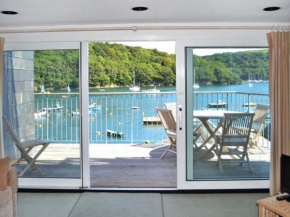 Middle Deck